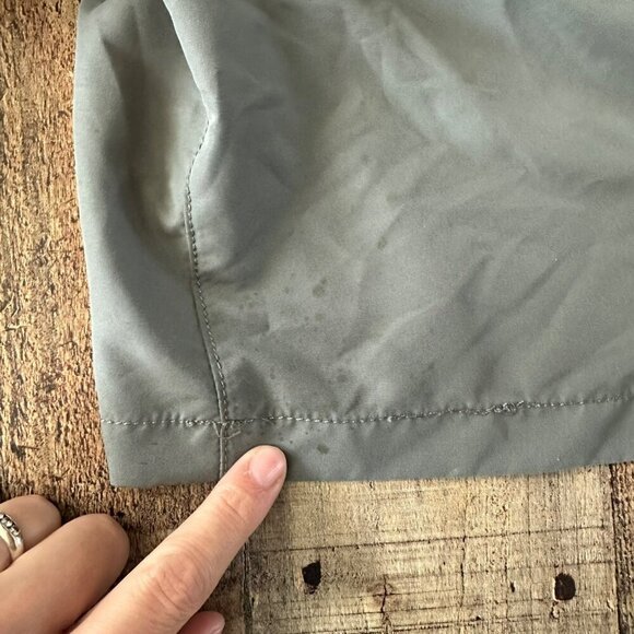 Columbia Mens Size 36" Gray Cargo Shorts With Pockets Outdoor Adventure Ready - Picture 6 of 12